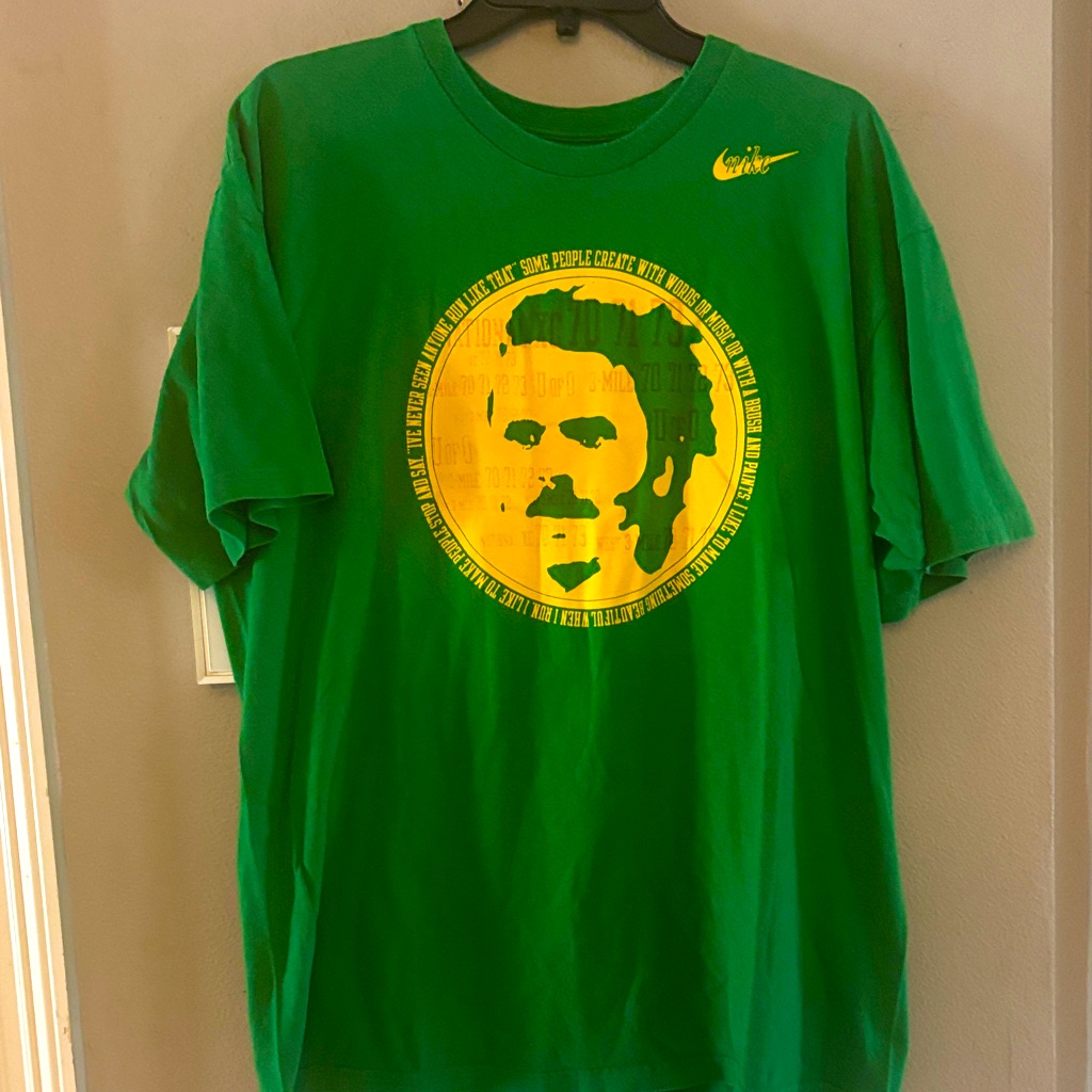 Nike Green Graphic Tee With Yellow Design Nike Green Graphic Tee With Yellow Design